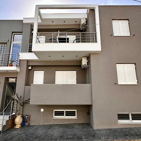 Α & D Perikleous Apartments Kastro-Kyllini Exteriör bild