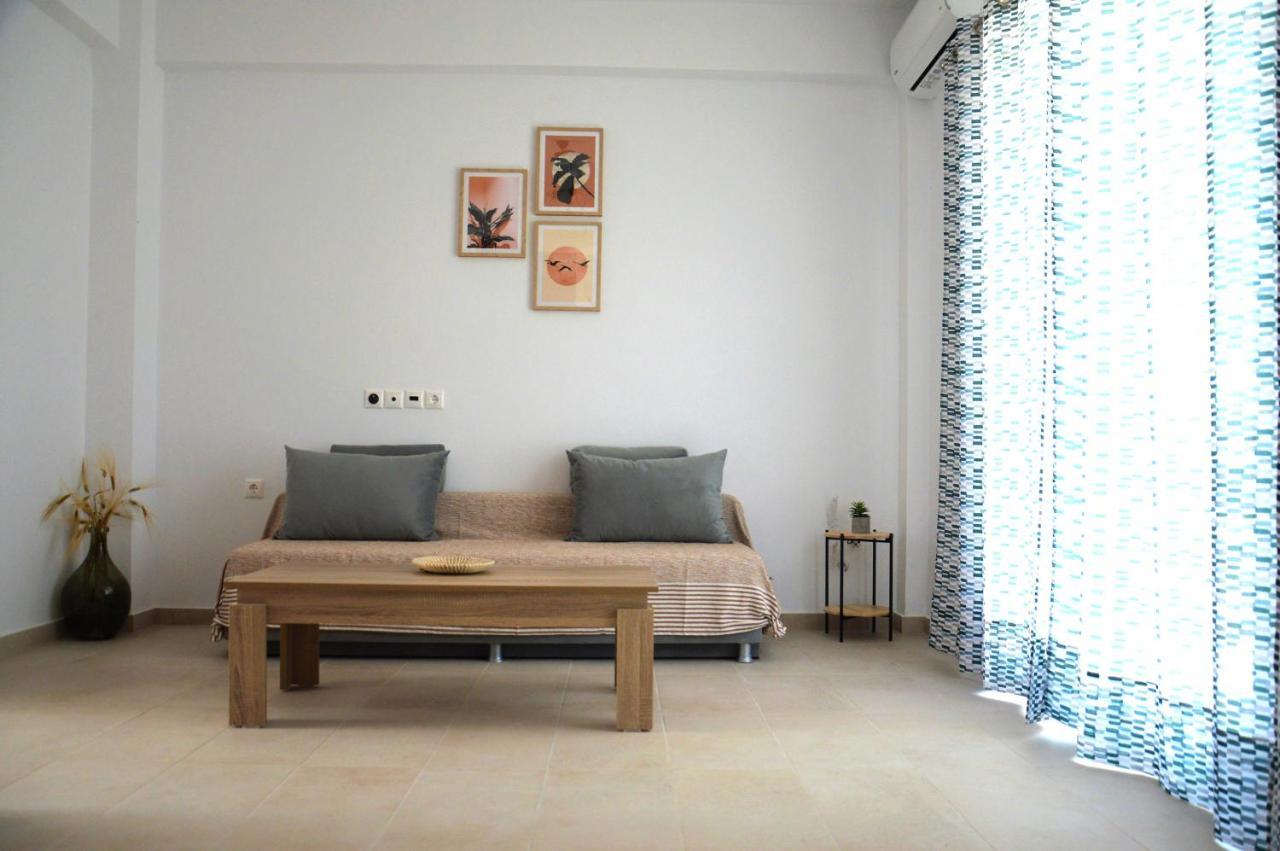 Α & D Perikleous Apartments Kastro-Kyllini Exteriör bild